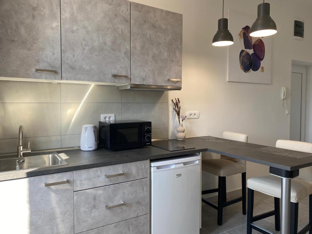 City Vibes Apartment Пула Екстер'єр фото
